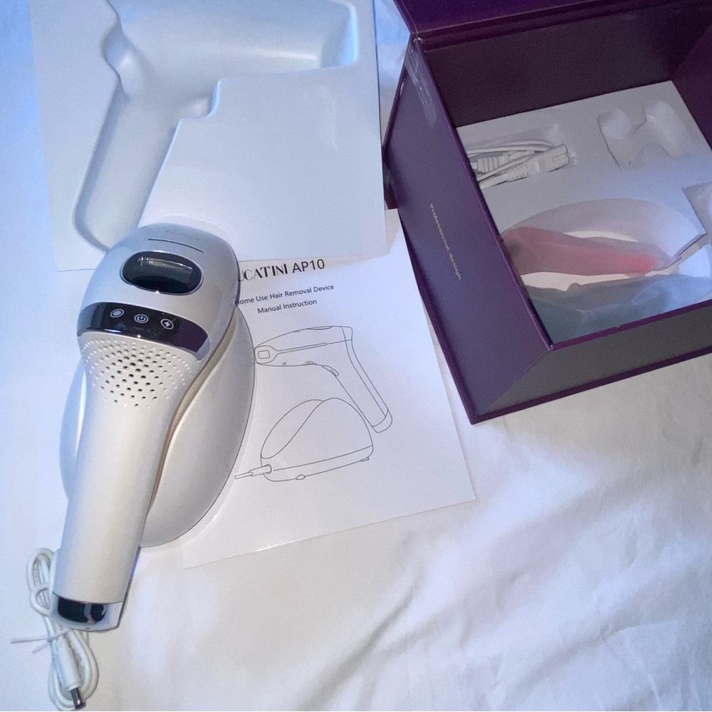 New w/Box UCATINI AP10 Home Use Laser Hair Removal Device, Bought But Never Used - Picture 9 of 16